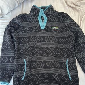 Kavu Black and Teal Patterned Pullover